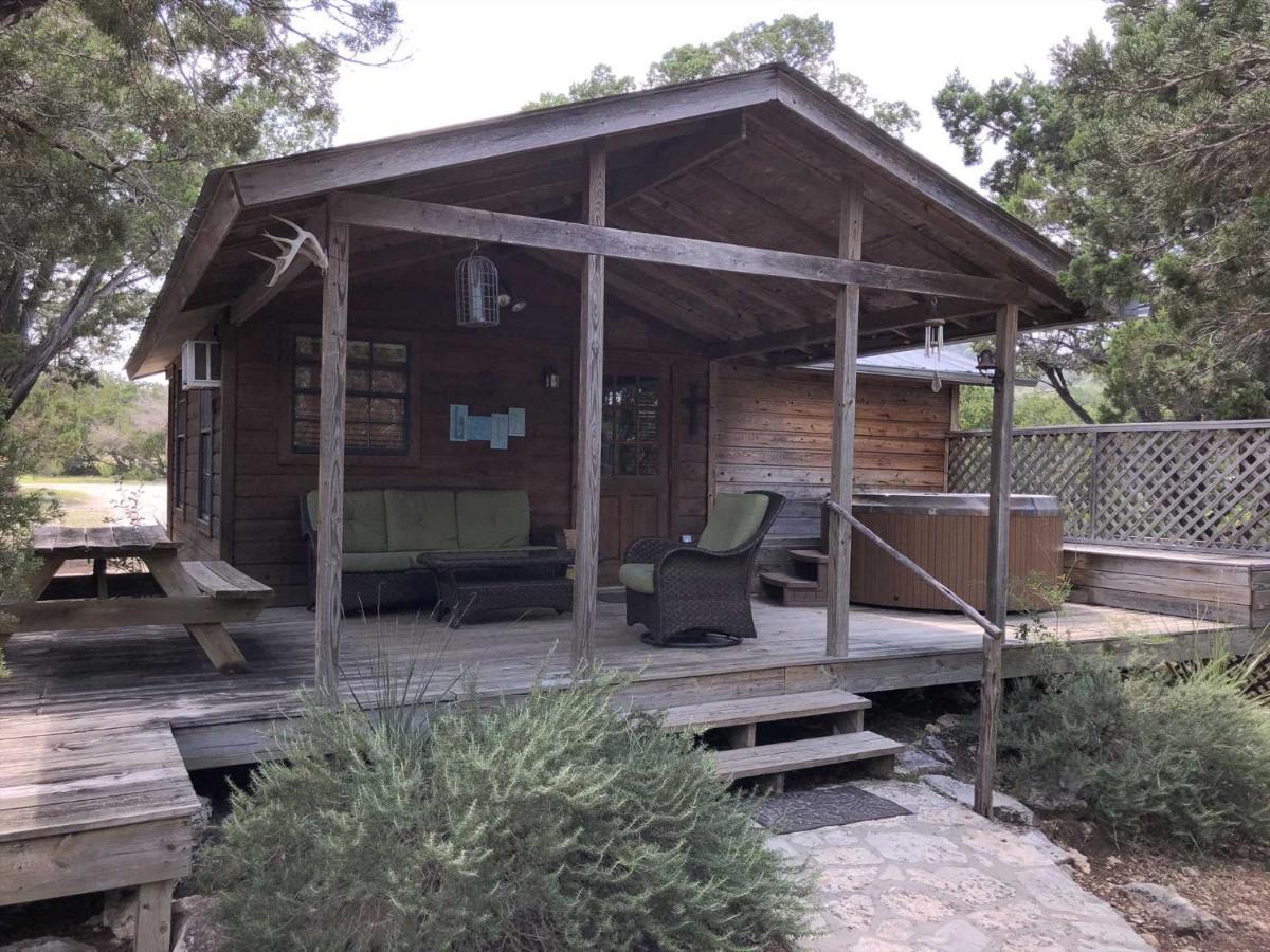Rockin' B Ranch Love Shack Pipe Creek Extérieur photo